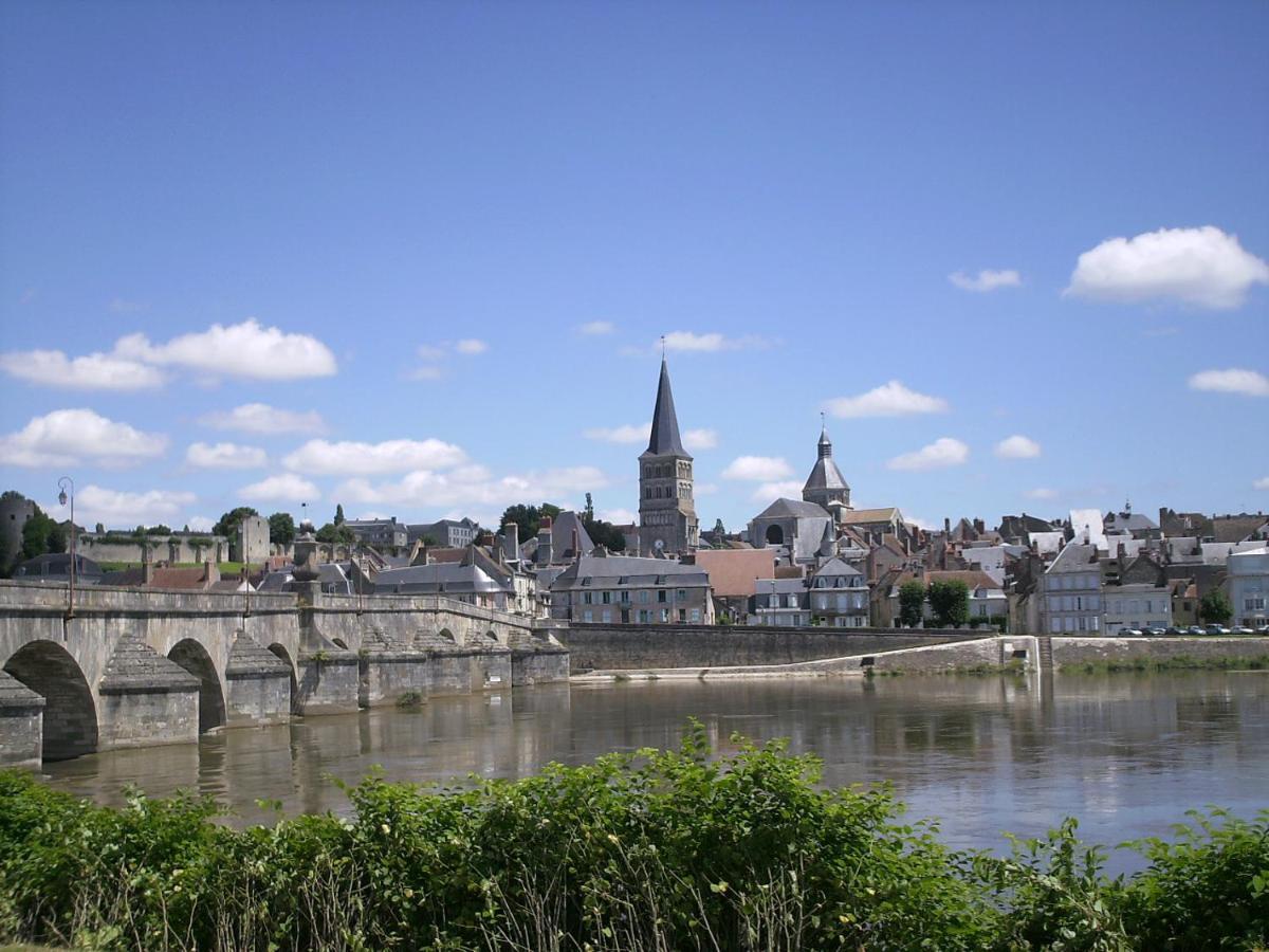 La Charité-sur-Loire Maison De La Loire المظهر الخارجي الصورة